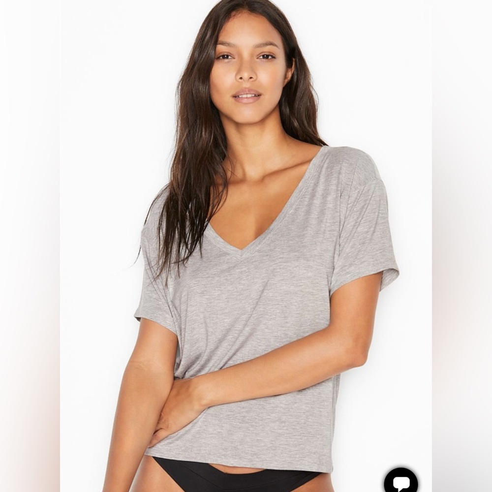 Victoria’s Secret Boxy, Gray V-Neck T-Shirt